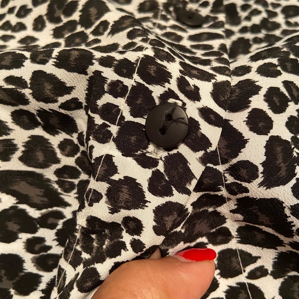 Buttton Tunic - Picture 5 of 5